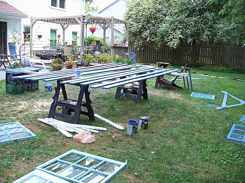 Оранжерея из старых окон - фото 3