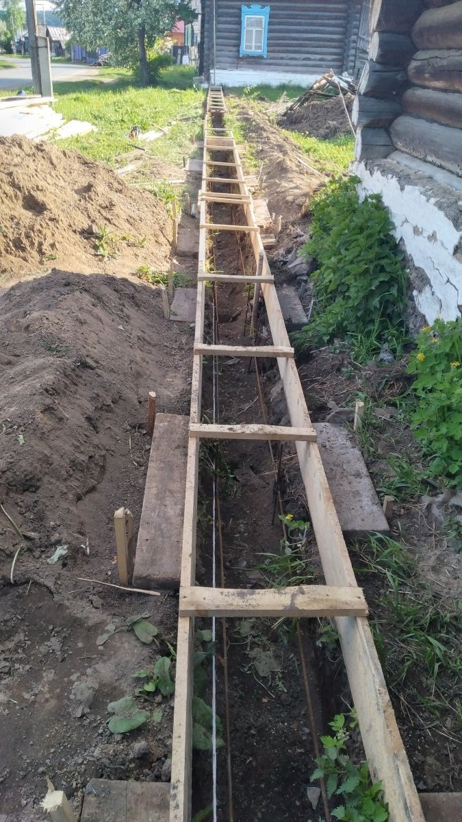 Оригинальный забор из дерева - фото 4