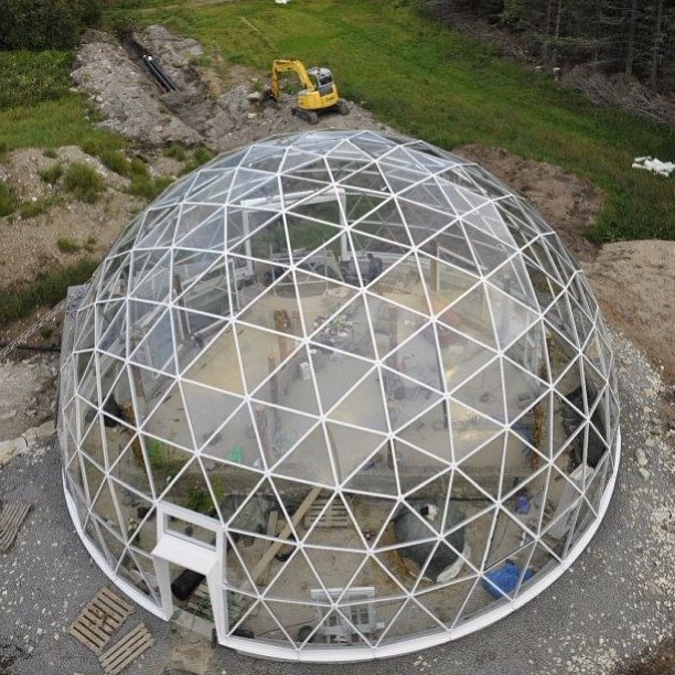 Дом под геодезическим куполом - фото 13