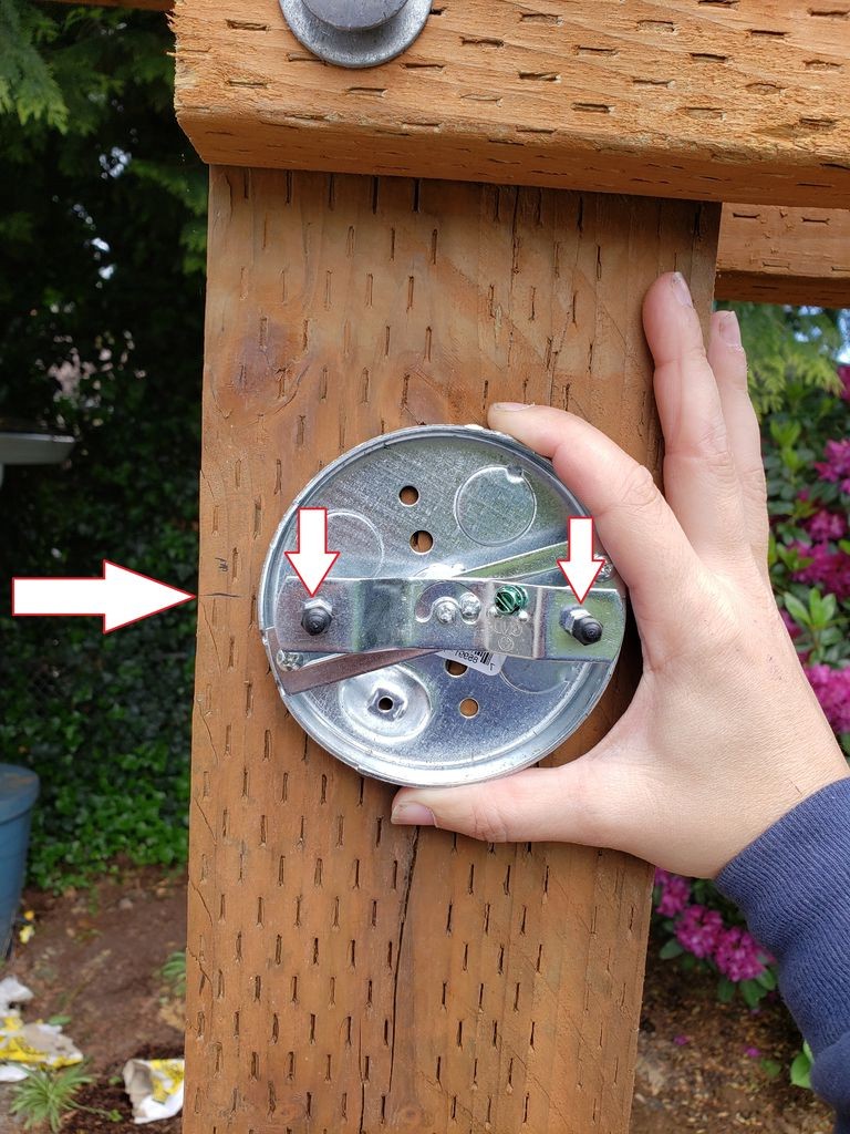 Арка из дерева с двойными качелями - фото 43