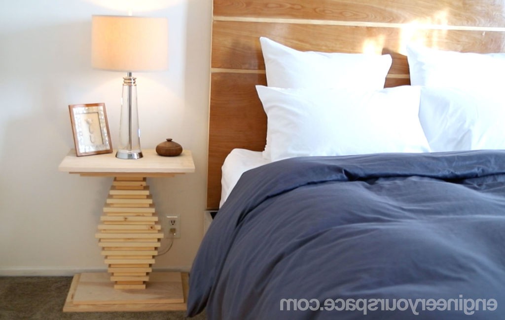 Необычный маленький столик - фото 5