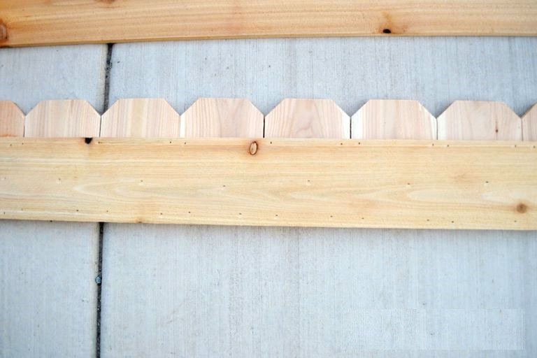 Интересные подоконные ящики для цветочных горшков. - фото 14