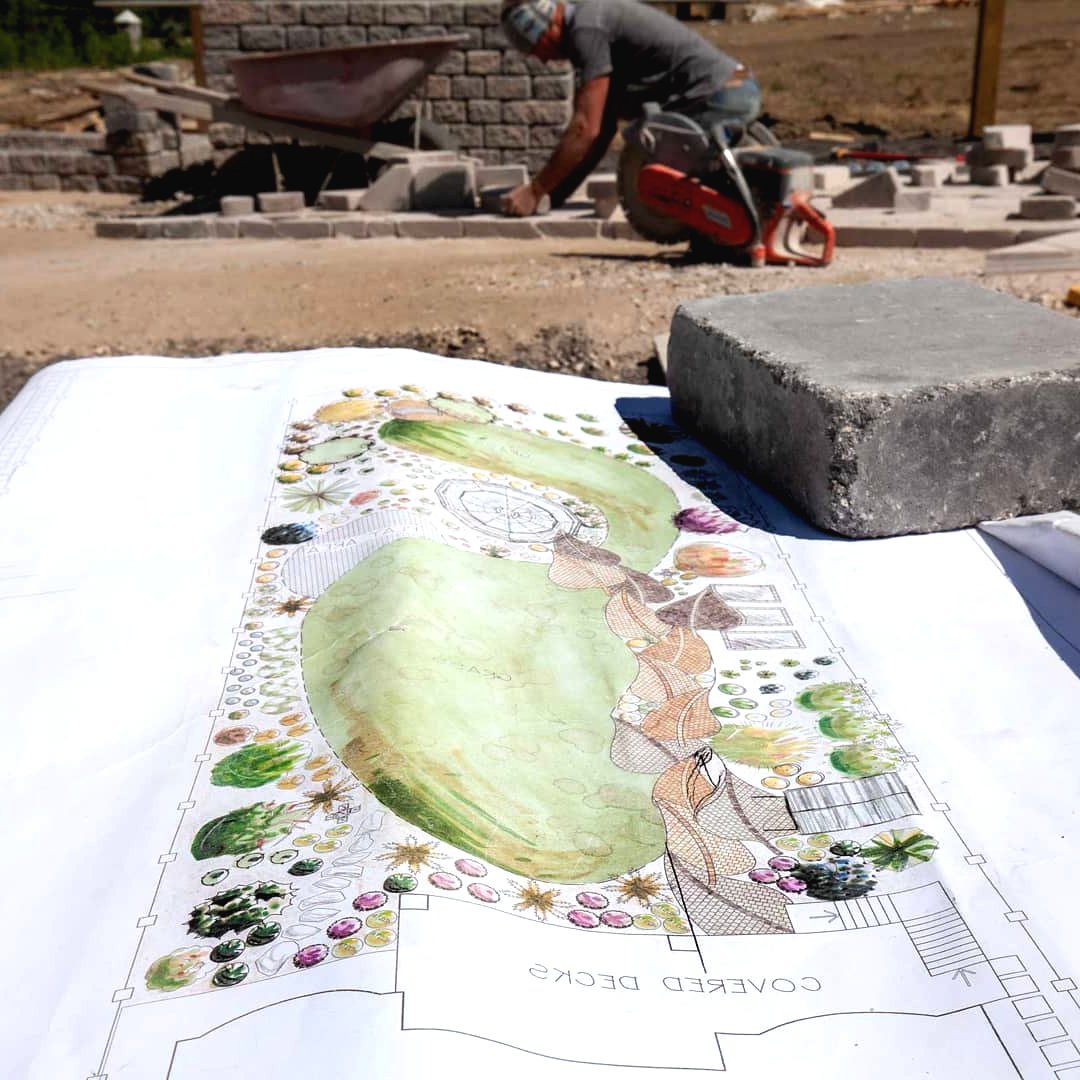 Ландшафтный дизайн участка перед домом - фото 11