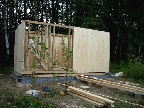 Домик на даче своими руками - фото 9