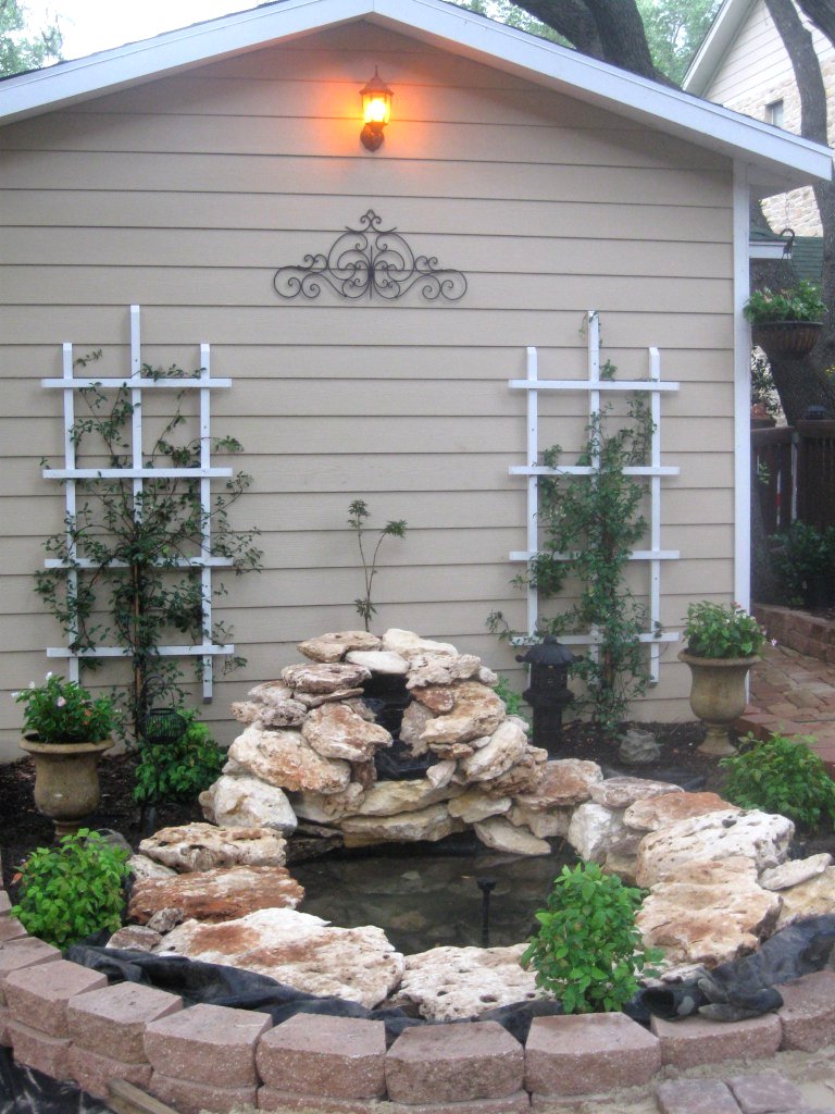 Пруд с водопадом  - фото 19