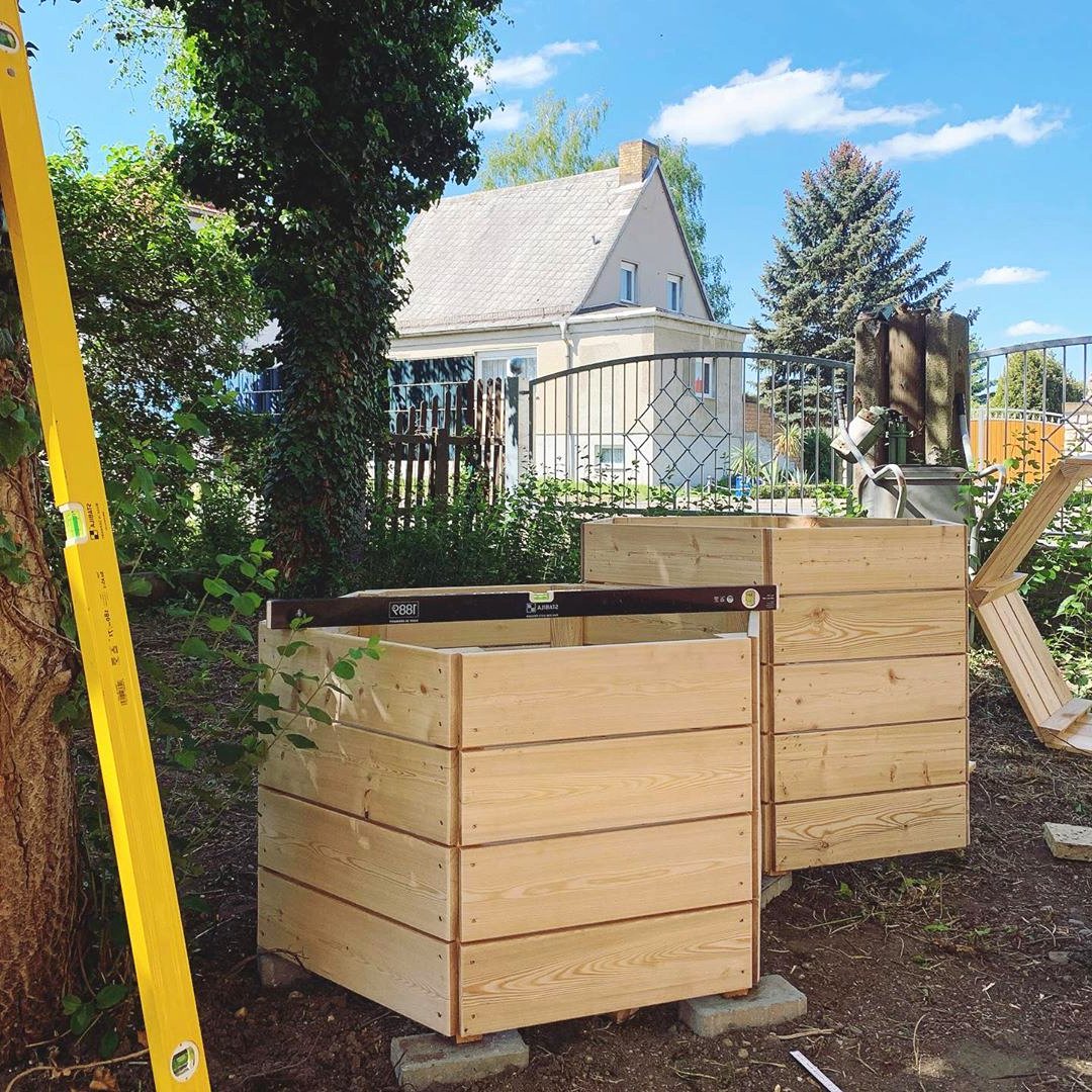 Высокая грядка из дерева - фото 10