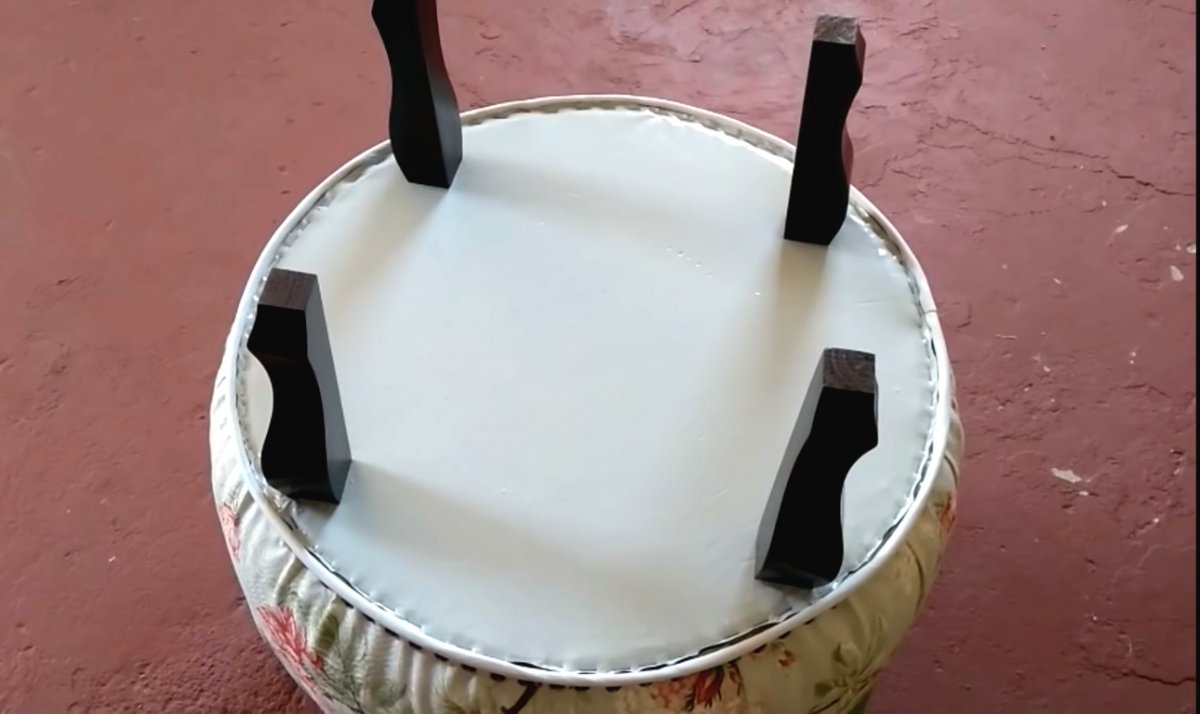 Оригинальный пуф из автопокрышки - фото 23