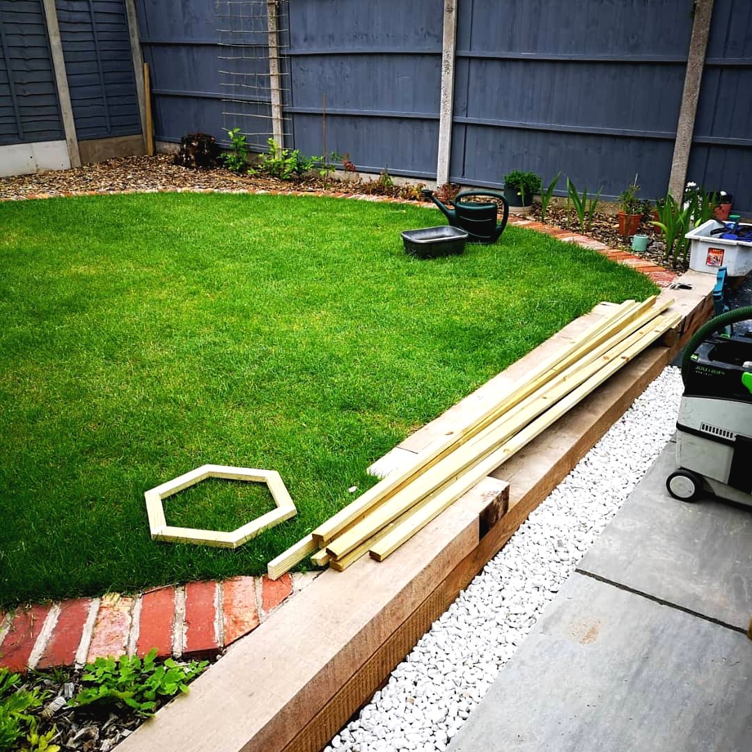 Необычный декор забора - фото 5