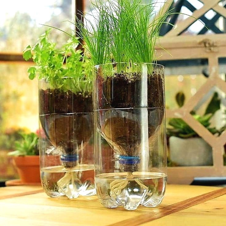 Что можно сделать из пластиковых бутылок? - фото 11