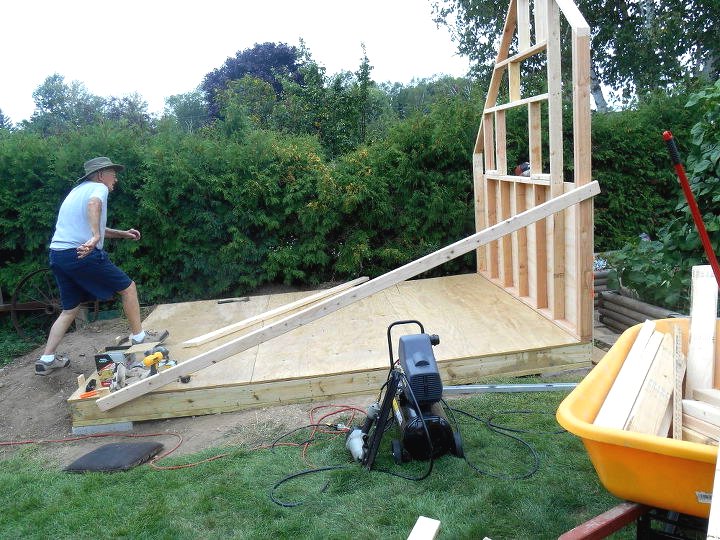 Оригинальный садовый домик - фото 3