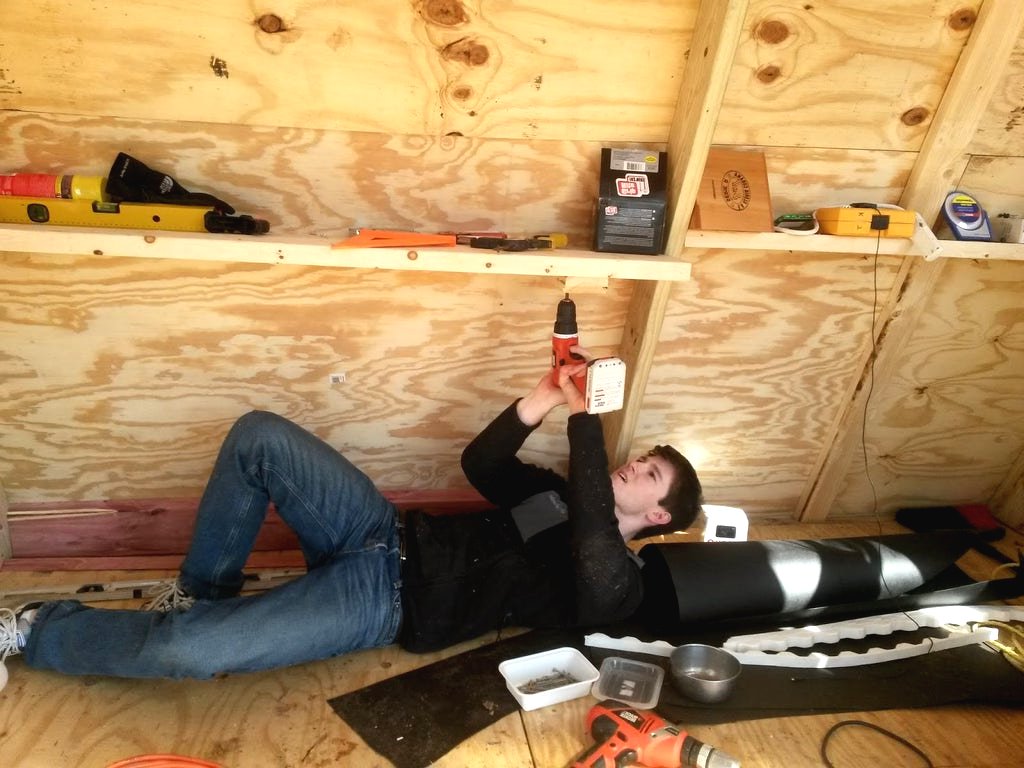 Небольшой домик А-образной формы - фото 10