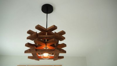Деревянный подвесной светильник