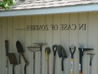 Хранение садовых инструментов